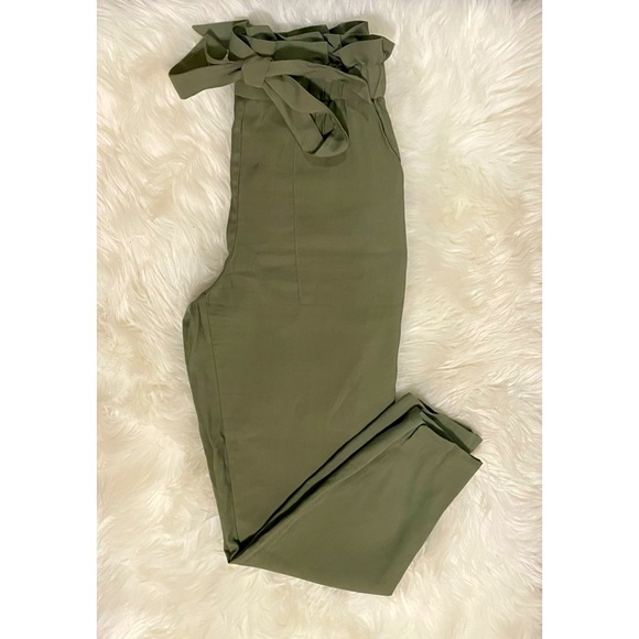 Dynamite | Paperbag Pants - Picture 3 of 3